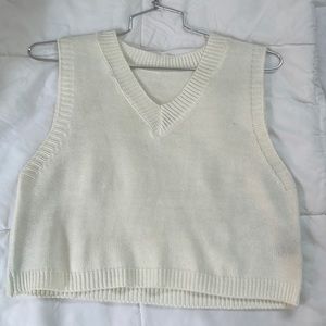 Cropped sweater top